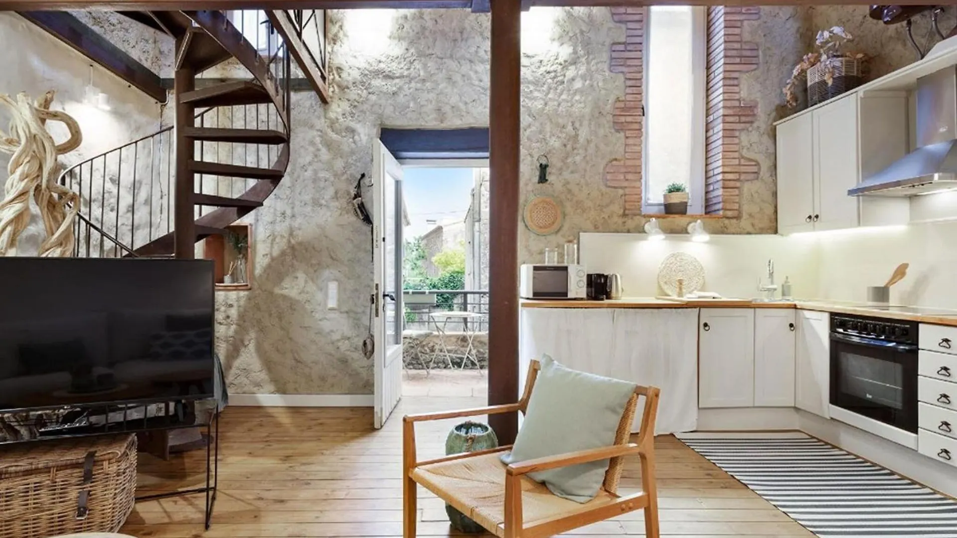 Vakantiehuis Beautiful Stone House With Private Terrace Villa Vilaur